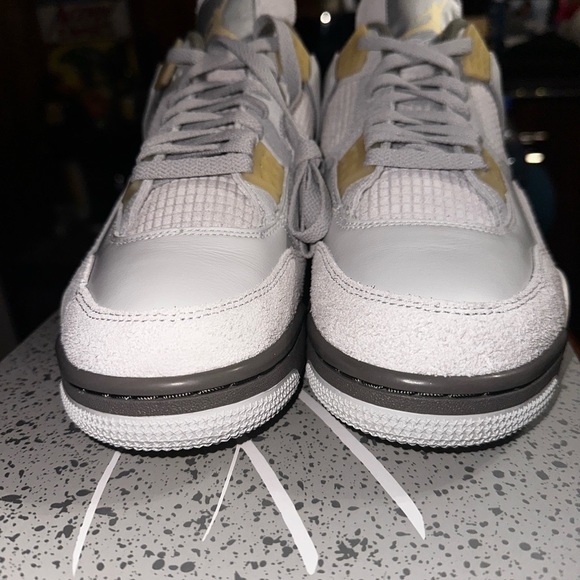 Air Jordan 4 Craft - Picture 3 of 9